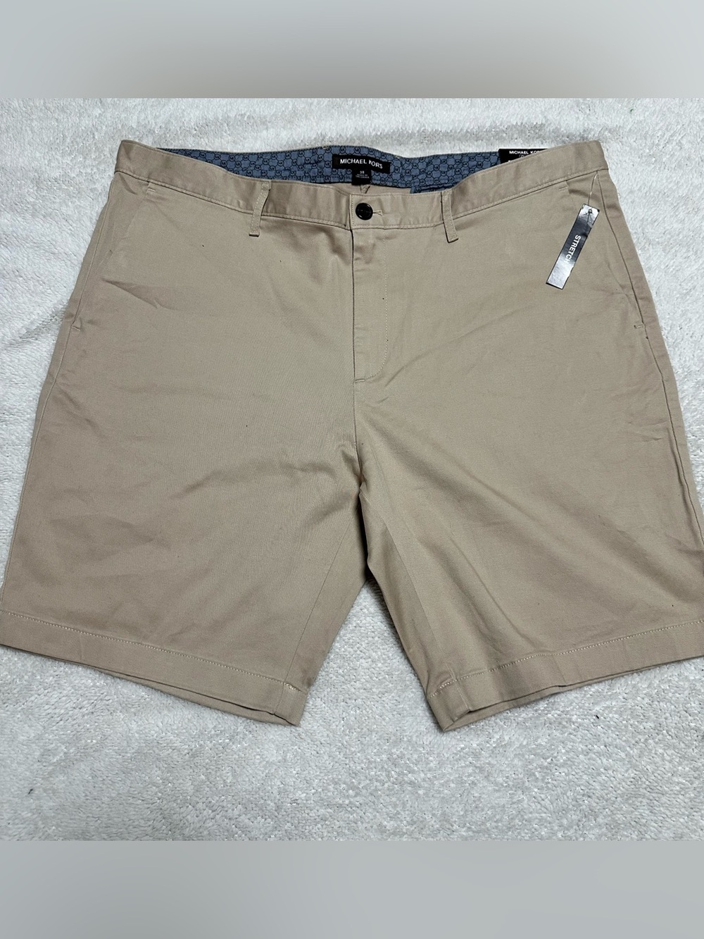 Michael Kors Men’s Tan Flat-Front Stretch Shorts